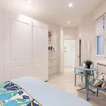 Apartment At The Heart Of - Guggenheim